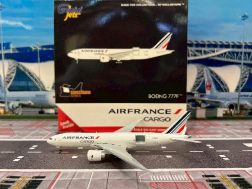 Phoenix 1:400 JAL 737-800 JA342J GUNDAM P4647 [Width 9 Length 9.5