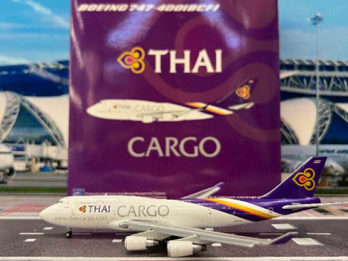 JCWings 1:400 Thai Cargo 747-400BCF HS-TGJ Flaps Down XX40017A