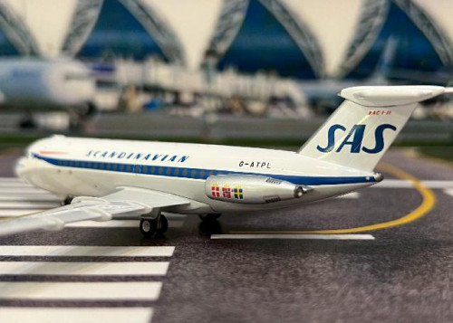 Inflight 1:200 SAS BAC 111-301AG G-ATPL IF111SK1125 [Width 13 Length 14 Height 3.5 cm] 8