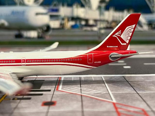 Aviation 1:400 Air Lanka A340-311 4R-ADA AV4321 [Width 15 Length 16 Height 4 cm] 6