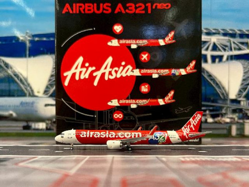 Panda Model 1:400 Thai Air Asia A321-251NX HS-EAB 62453