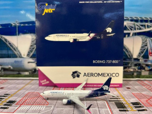 Gemini Jets 1:400 Aeromexico 737-800W N957AM GJ2321 [Width 9 Length 9.5 Height 3 cm]