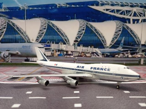 Phoenix 1:400 Air France 747-100 F-BPVC PH1921 [Width 16 Length 16.5 Height 4.5 cm] 1