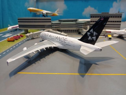 PH1796 1:400 Thai A380 HS-TUA Star Alliance [Width 20 Length 18 Height 5 cm] 4