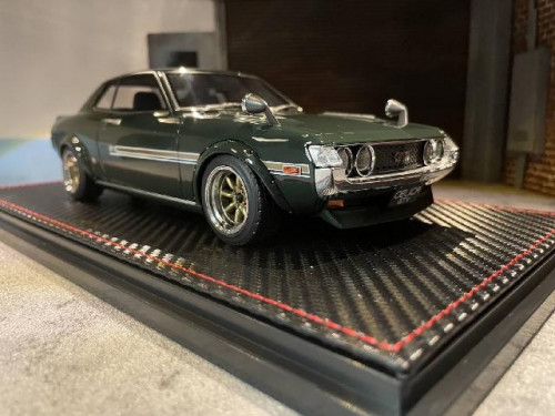 IG2592 1:18 Toyota Celica 1600GTV (TA22) Green With Engine [Width 10 Length 25 Height 7 cms] 1