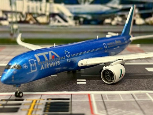 JCWings 1:400 ITA A350-900XWB EI-IFA FD XX40650A [Width 16 Length 16.5 Height 4 cm] 7