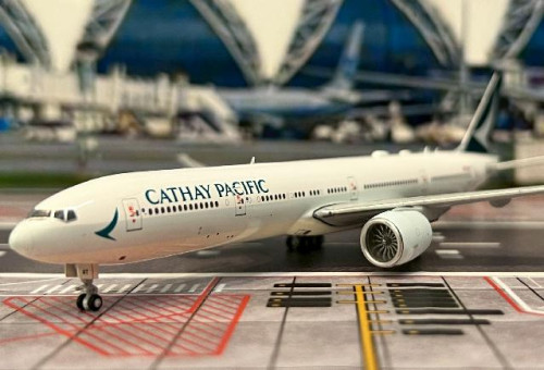 JC Wings 1:400 Cathay Pacific B777-300ER B-KQT XX4984 [Width 16 Length 18 Height 5 cm] 7