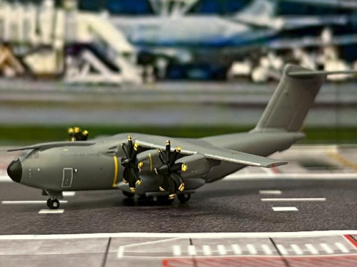 Herpa Wings 1:500 Belgian A400M Atlas CT-02 HW537865 [Width 8.5 Length 9 Height 2.5 cm]