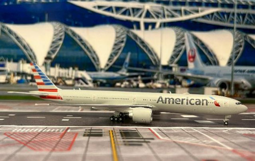 Gemini Jets 1:400 American 777-300ER N722AN GJ2303 [Width 16 Length 18 Height 5 cm] 2