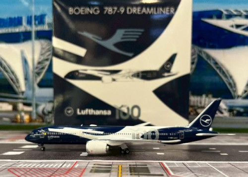 Phoenix 1:400 Lufthansa 787-9 D-ABPU P4671 [Width 15 Length 15.5 Height 4.5 cm]