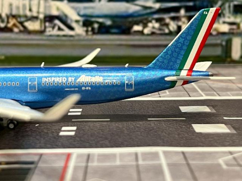 JCWings 1:400 ITA A350-900XWB EI-IFA FD XX40650A [Width 16 Length 16.5 Height 4 cm] 6
