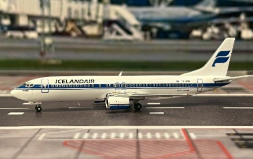 JC Wings 1:400 Icelandair 737-400 TF-FID LH4309 [Width 7 Length 9 Height 2.5 cm] 1