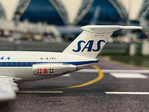 Inflight 1:200 SAS BAC 111-301AG G-ATPL IF111SK1125 [Width 13 Length 14 Height 3.5 cm] 6