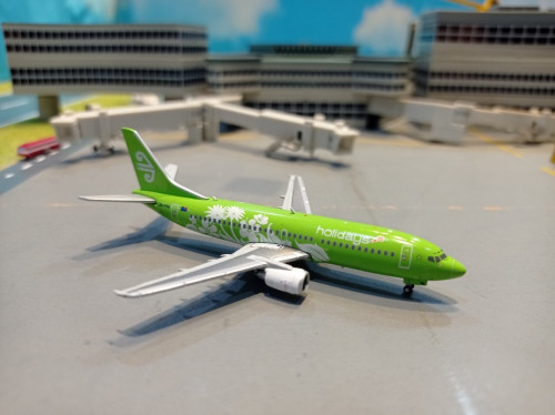 JC Wings 1:400 Air New Zealand Holiday 737-300 ZK-FRE XX4970