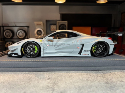 Ares Model AM24F008 1:18 LB-Silhouette Works Ferrari 458 GT Matt Grey [Width 11 Length 27 Height 5 c 4