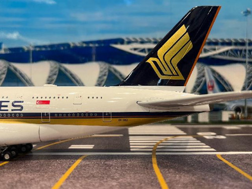 JFOX 1:200 Singapore Airlines A380 9V-SKZ JFA380002 [Width 41 Length 38 Height 12 cm] 6