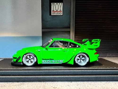 Ignition 1:43 RWB 993 Green [Width 5 Length 10 Height 5 cm] IG2170 4