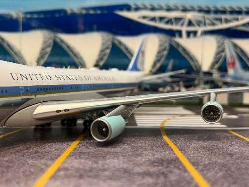 Inflight 1:200 USAF VC-25A #29000 IFVC25A1226P [Width 30 Length 35 Height 10 cm] 7