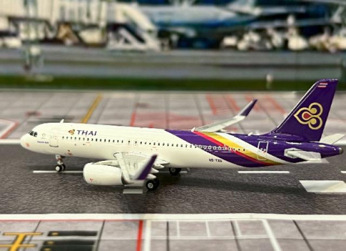 Phoenix1:400 Thai A320 HS-TXG PH12044 [Width 9 Length 9 Height 3 cm] 4