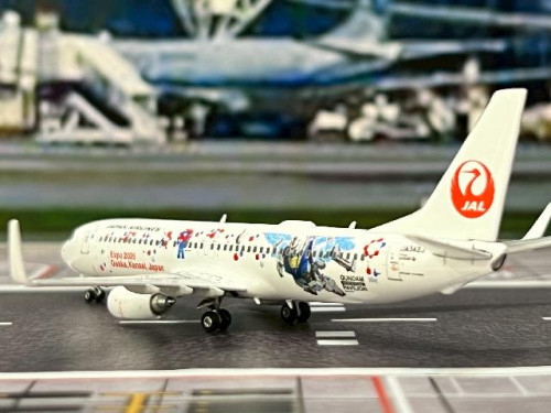 Phoenix 1:400 JAL 737-800 JA342J GUNDAM P4647 [Width 9 Length 9.5