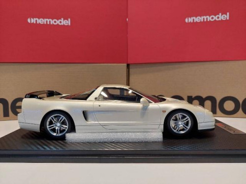 One Model: 20D05-01 1:18 NSX Tsuchiya Whi [Width 10 Length 25 Height 5 cms] 4