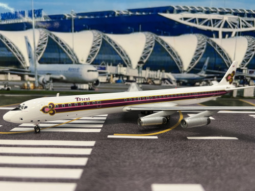 Infight200 1:200 Thai Airways DC-8-63 HS-TGZ IF863TG1023 1