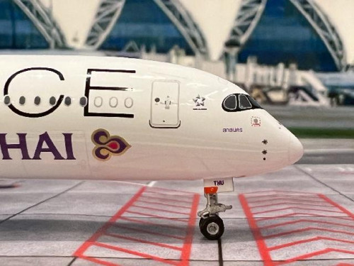 Phoenix 1:400 Thai Airways A350-900 HS-THU Star Alliance PH1981 5