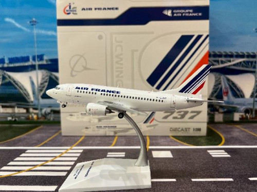 JCWings 1:200 Air France 737-500 F-GJNT XX20241 [Width 14 Length 15.5 Height 4.5 cms]