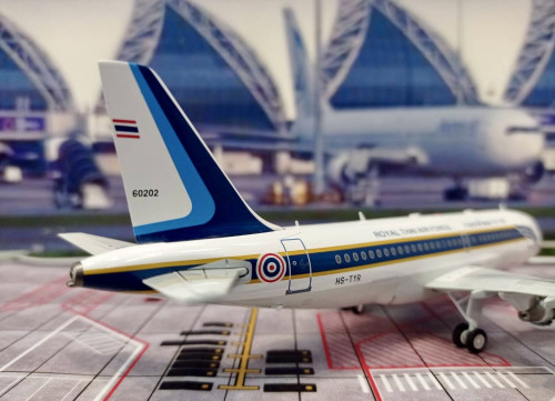 JFox Model 1:200 Royal Thai Air Force A319 HS-TYR RTAF JFA319007 3