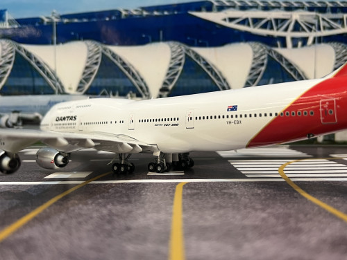 Inflight 1:200 Qantas Airways B747-338 VH-EBX IF743QF0526 [Width 30 Length 35 Height 10 cm] 8