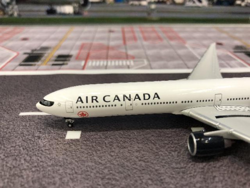 Herpa Wings 1:500 Air Canada 777-300ER C-FIVX HW537636 [Width 13 Length 14.5 Height 3.5 cm] 2