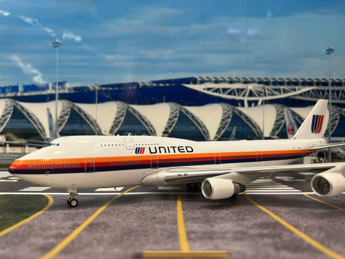 Inflight 1:200 United Airlines B747-422 N188UA IF744UA0526 [Width 30 Length 35 Height 10 cm] 1
