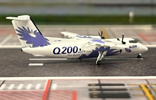 JC Wings 1:400 Bombardier Dash 8-Q200 C-FBCS LH4295 [Width 6.5 Length 5.5 Height 1.5 cm] 4