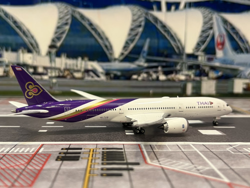 Phoenix 1:400 Thai 787-9 HS-TWB PH1708 [Width 15 Length 15.5 Height 4.5 cm] 3