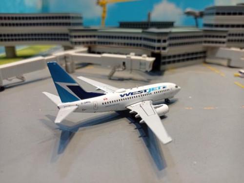 Gemini Jets GJ2259 1:400 WestJet 737-600 C-GWSL [Width 8.5 Length 8 Height 3 cms] 3