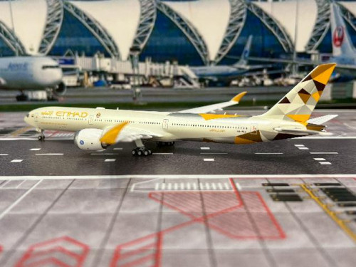 Gemini Jets 1:400 Etihad 777-9 A6-FAA GJ2277 [Width 16.5 Length 19.5 Height 4.5 cm] 3