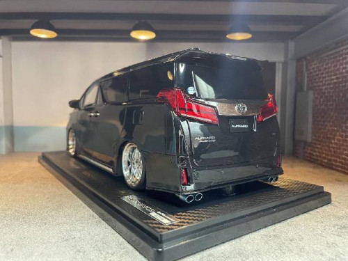 IG2429 1:18 Alphard H30W Lounge S Blk [Width 9 Length 28 Height 10 cms] 5