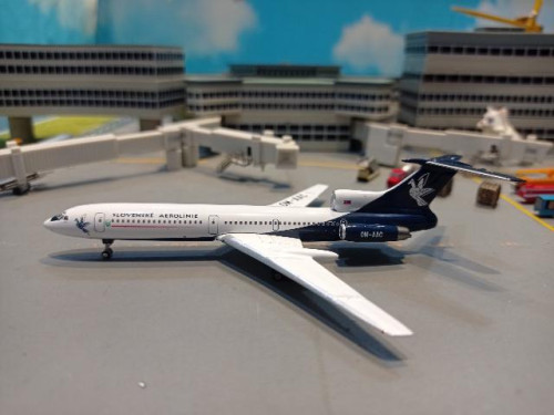 Phoenix PH1855 1:400 Slovak TU-154M OM-AAC 2