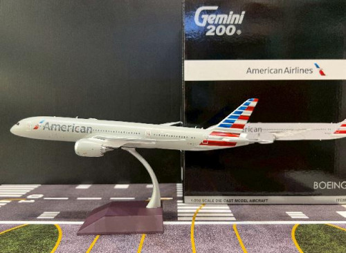 Gemini Jets 1:200 American 787-9 N836AA G21411F [Width 30 Length 31 Height 8 cm]