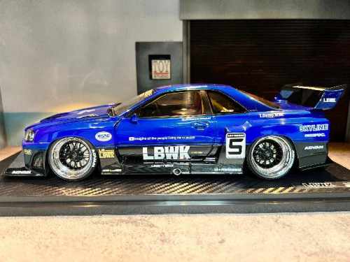 IG2705 1:400 LB-ER34 Super Silhouette Skyline Blue/Black [Width 10 Length 27 Height 8 cms] 4