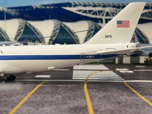 Inflight 1:200 USAF Boeing E-4B (747-200B) #73-1676 IF742E4B1676 [Width 30 Length 35 Height 10 cm] 6