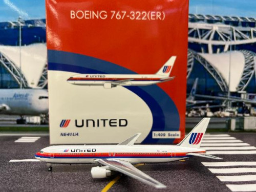 Phoenix 1:400 United 767-300ER N641UA P4617