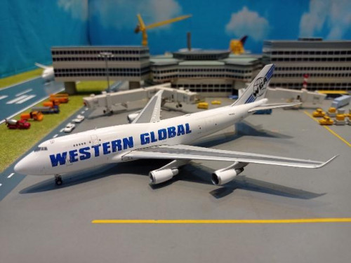GJ2015 1:400 Western Global 747-400(BCF) N344KD [Width 16 Length 16.5 Height 5 cms.]