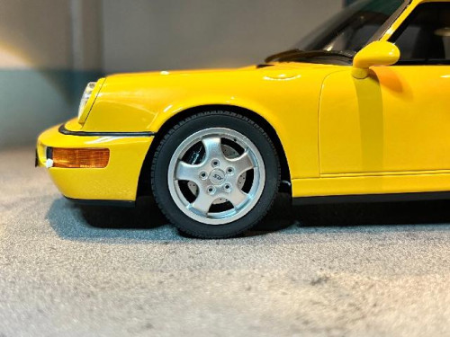 GT385 1:18 Porsche 964RS Yellow  [Width 10 Length 24 Height 7 cms] 8