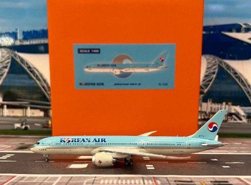 JC Wings 1:400 Korean 787-9 HL7206 EW4789005 [Width 15 Length 15.5 Height 4.5 cm]
