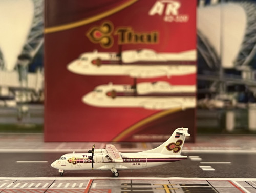 JC Wings 1:400 Thai Airways ATR 42-320 HS-TRK LH4238 [Width 6 Length 5 Height 1.5 cm]