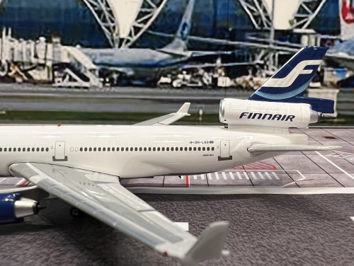 Phoenix PH1923 1:400 Finnair MD-11 OH-LGG 5