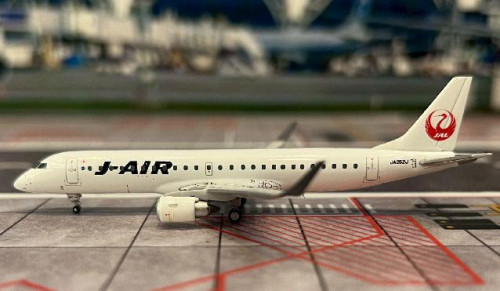 JC Wings 1:400 J-Air ERJ-190STD JA252J EW4190003 [Width 7 Length 9 Height 2.5 cm] 5
