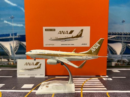  JCWings 1:200 ANA 737-700