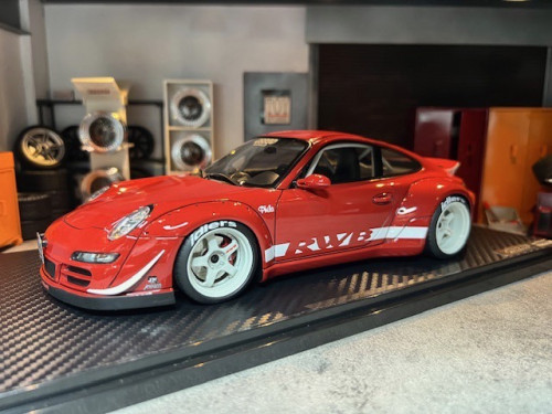 Ignition 1:18 RWB 997 Red IG3248 [Width 12 Length 15 Height 7 cms]